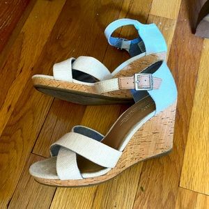 TOMS classic wedge sandal